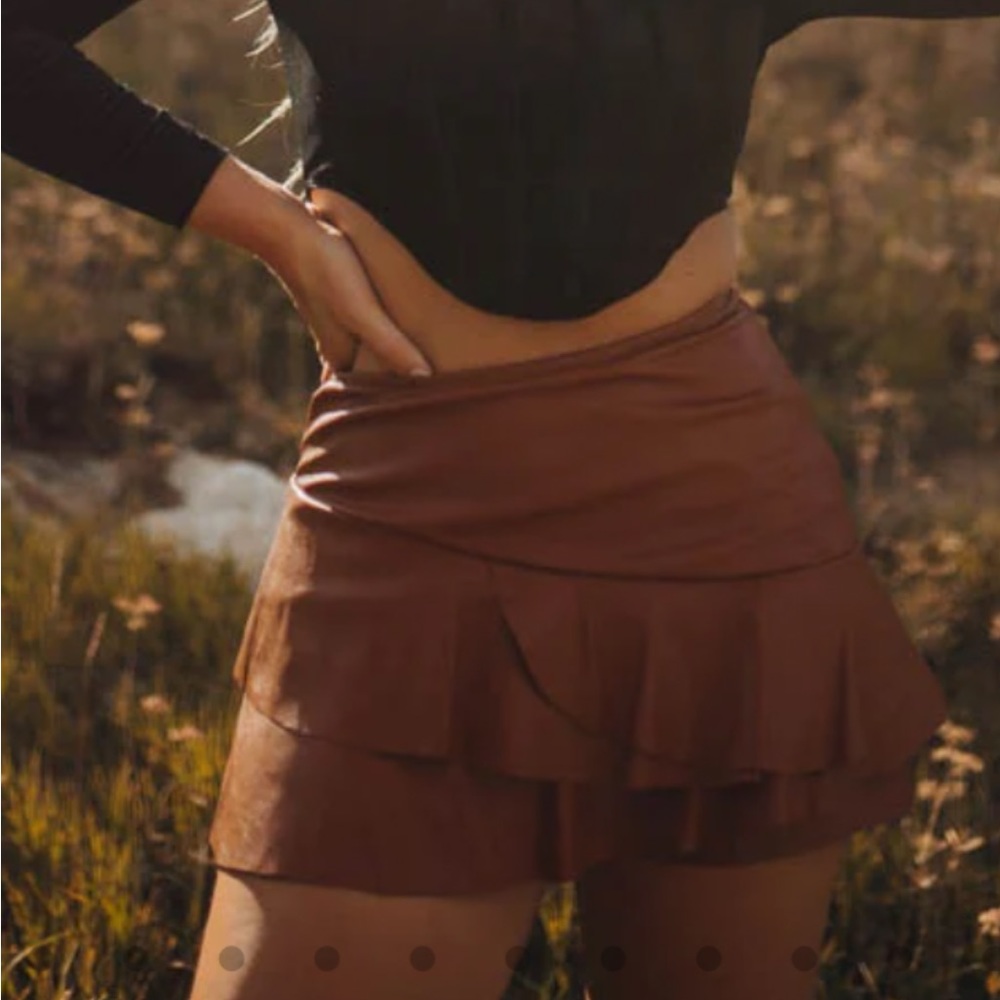 Veatique Autumn Essential Skort